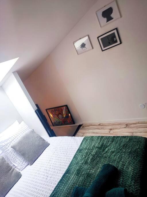Chez Arty - Gere Par Presta-Zen'Services Apartment Verdun-sur-Meuse Exterior foto